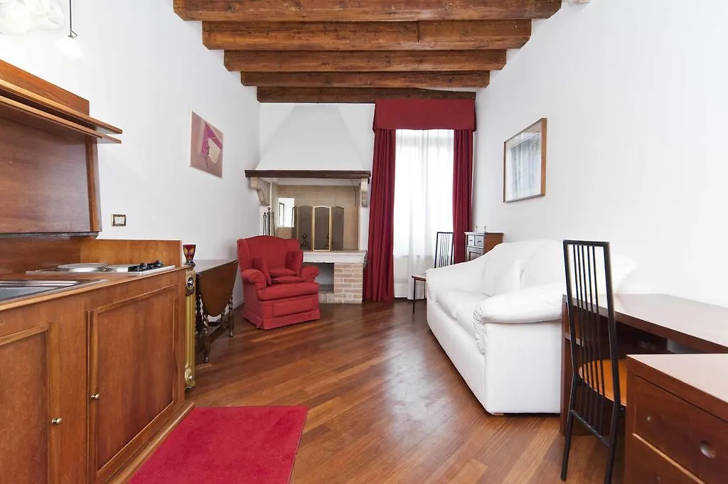 San Maurizio Apartment contacts